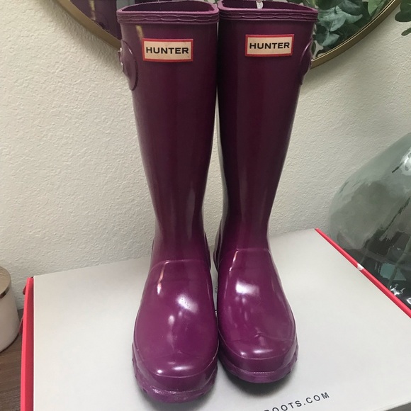 SOLD Hunter rain boots (us 5 big girls) - Picture 3 of 7